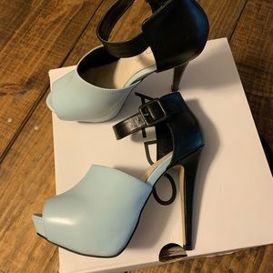 Aldo Peep Toe Platform Heels size 7